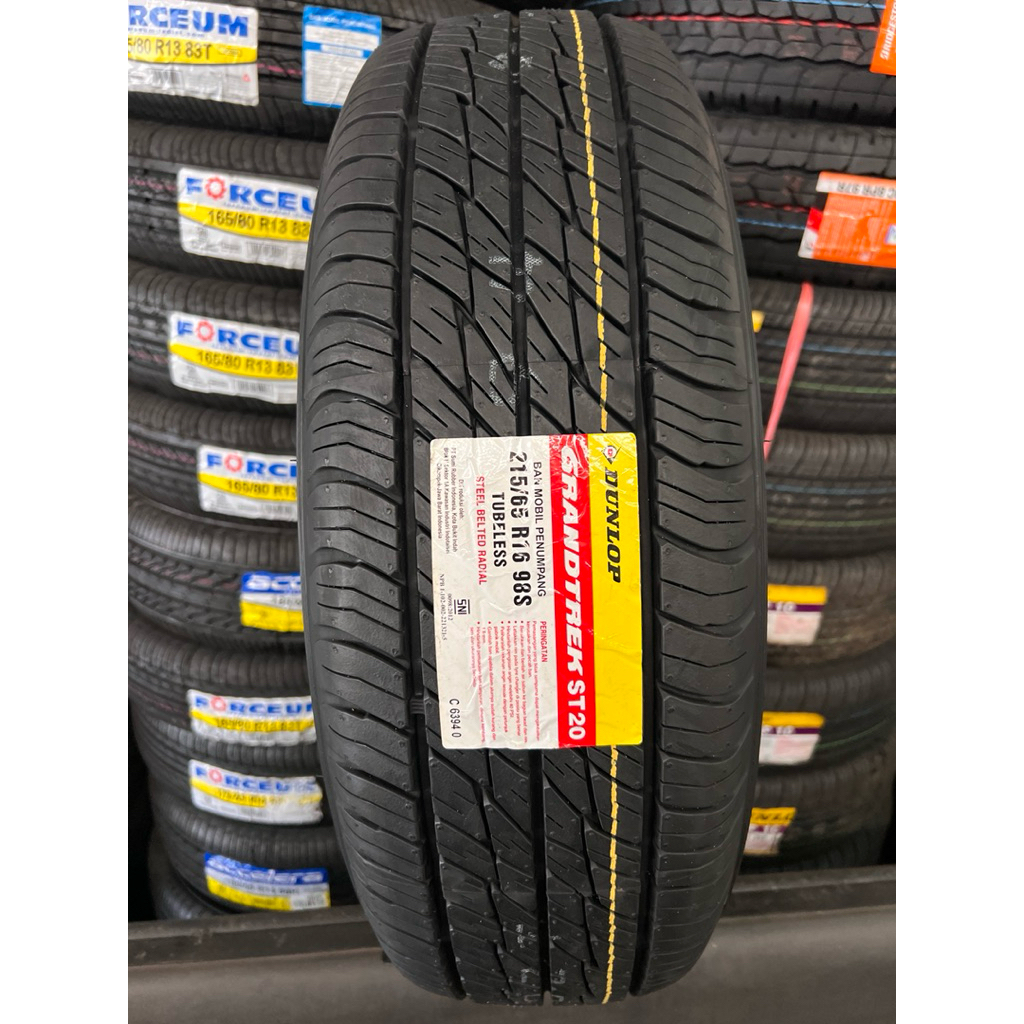 Ban mobil 215/65 R16 Dunlop Grandtrek ST20 Ban oem Terios Rush