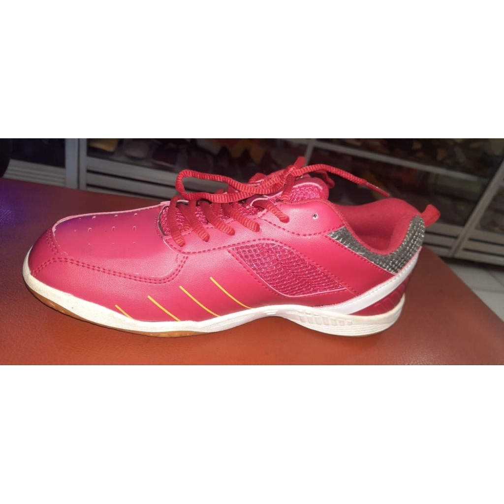 sepatu badminton ardiles