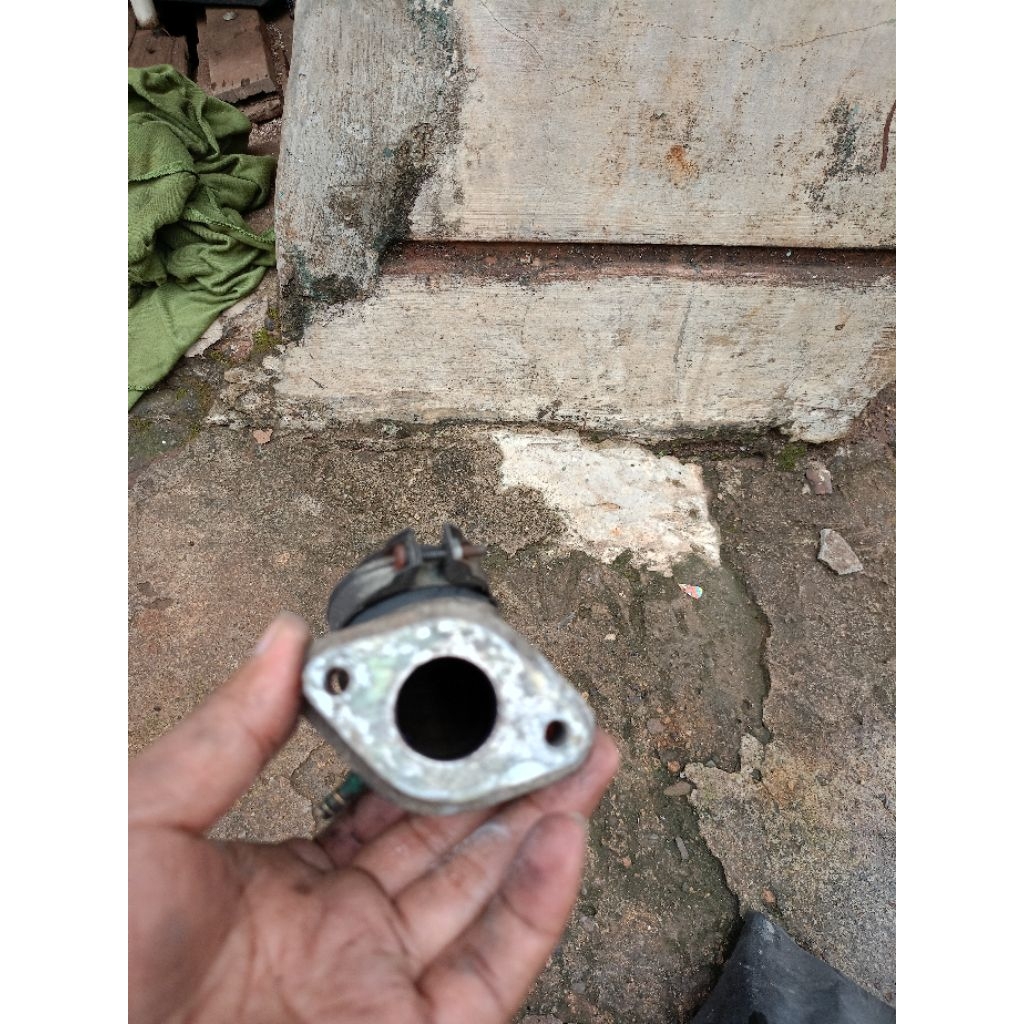 Intake/manipol Suzuki spin 125 SR