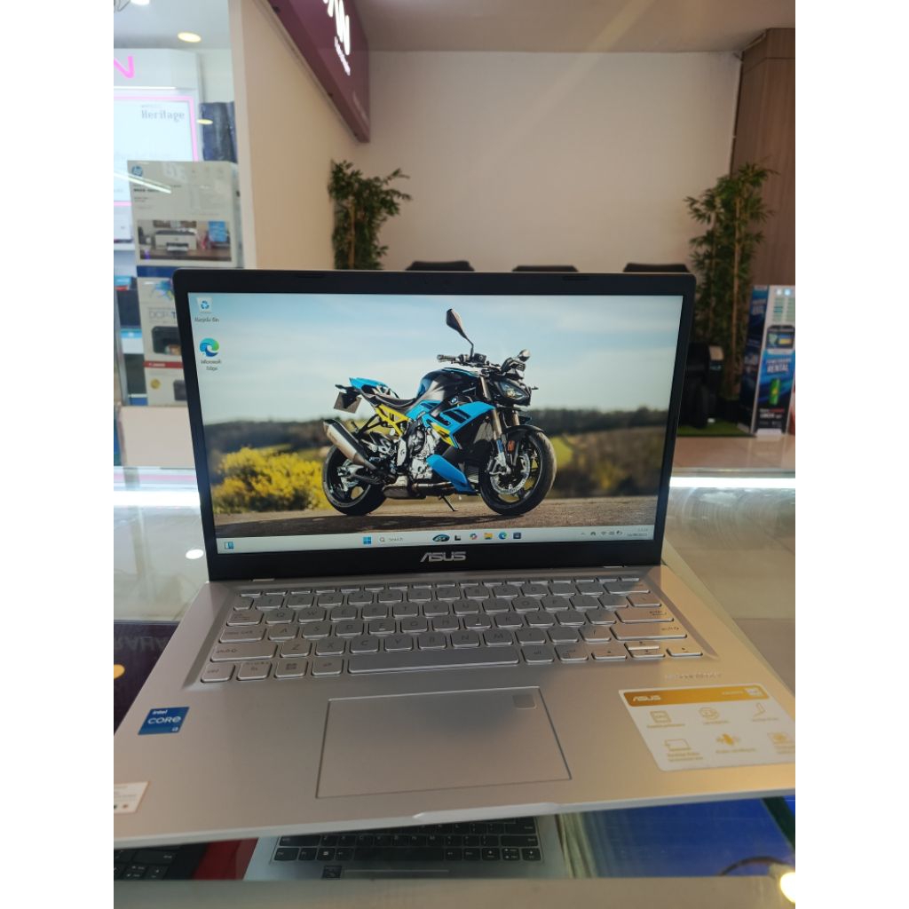 Laptop Asus Vivobook core i3 second