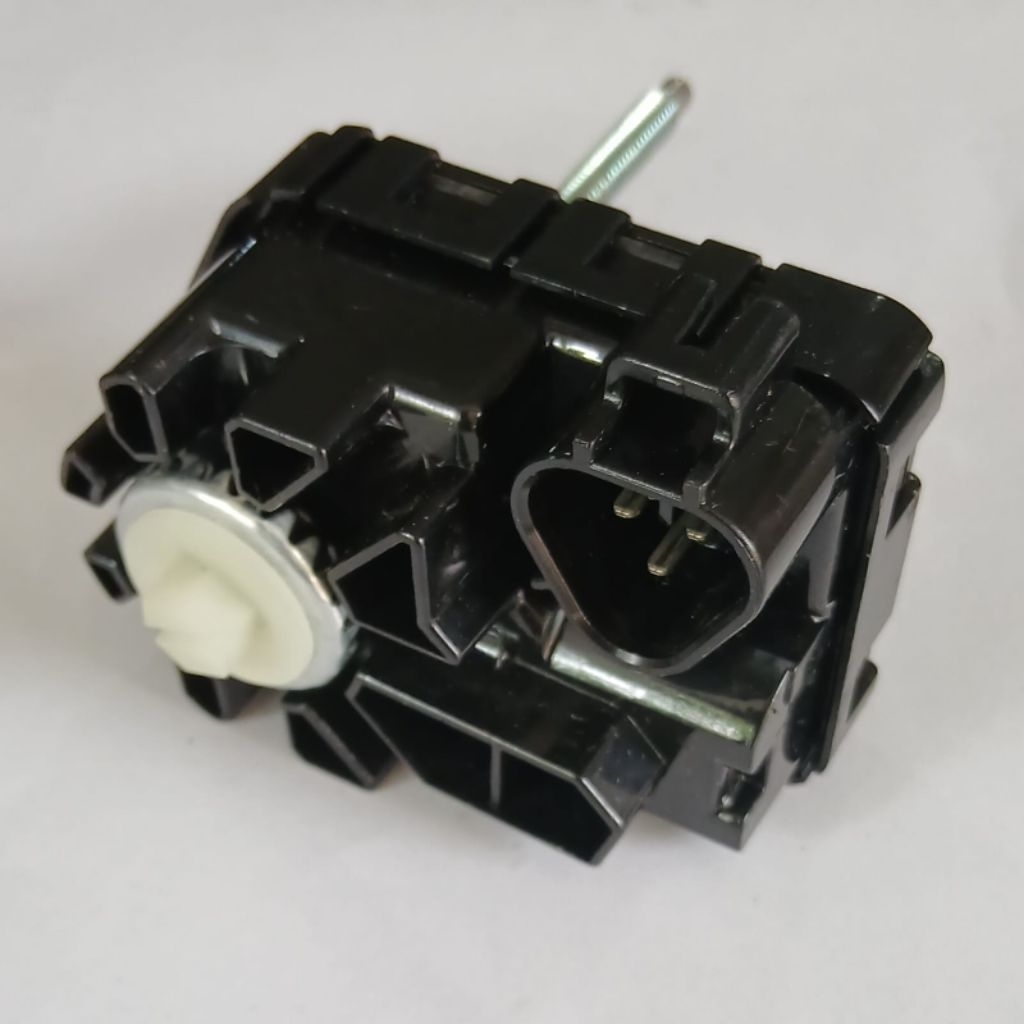 Dinamo elektrik leveling lampu mobil