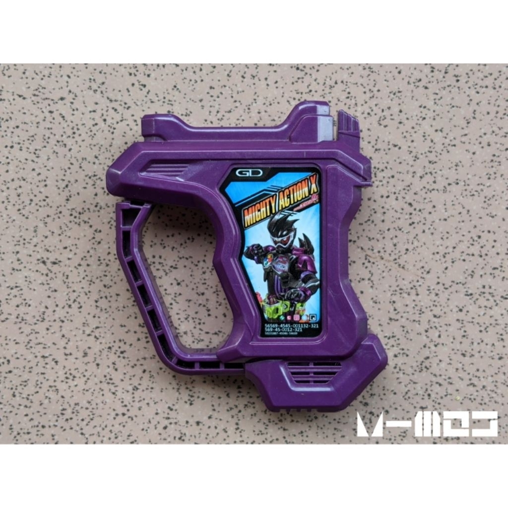 DX MIGHTY ACTION X PROTO GASHAT KAMEN RIDER EX-AID