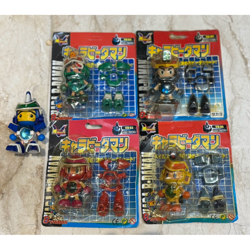 b-daman bakugaiden 1 set 5 pcs , bomberman koleksian