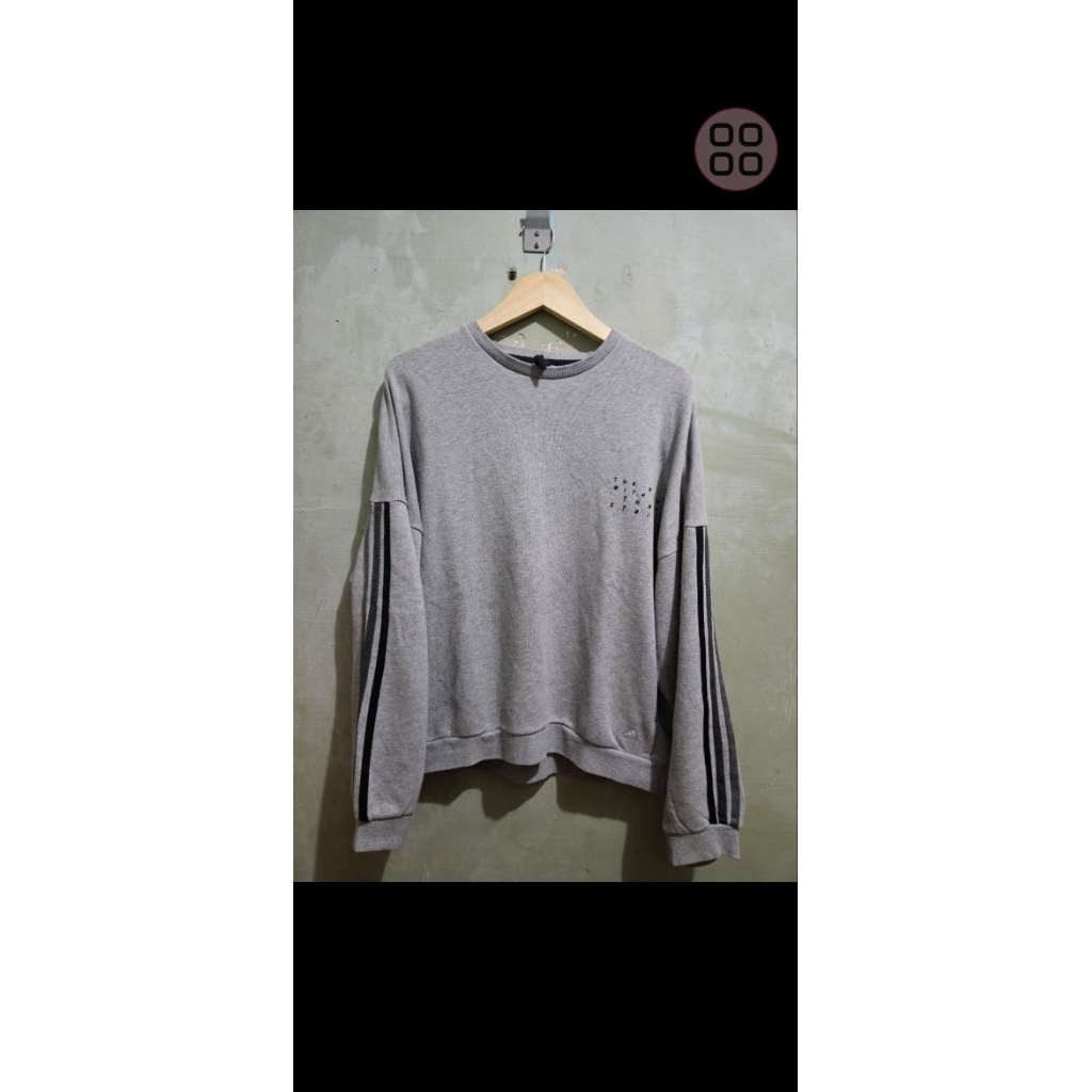 Crewneck Adidas 3 Stripes Boxy sz L fit XL Ld 130 pjg 67