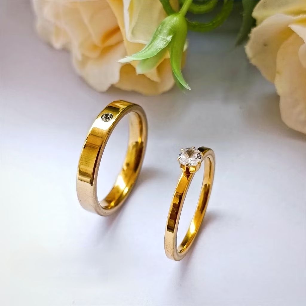 Cincin Kawin Titanium Gold Wedding Ring Pria Wanita