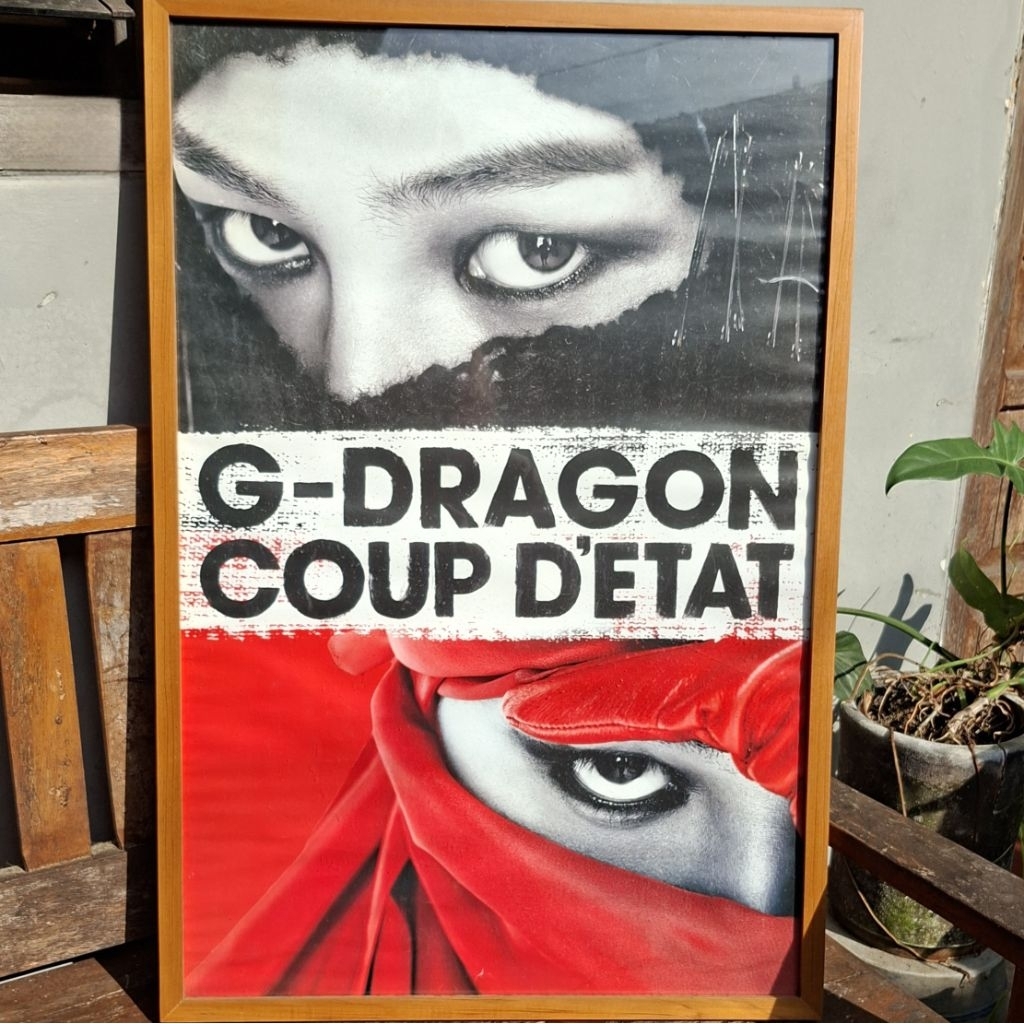 G-dragon coup d'etat official poster with wood frame