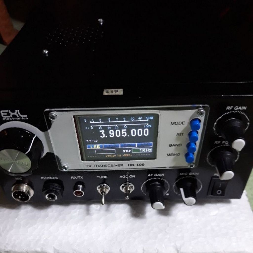 RADIO HF SSB TRANCEIVER HB 100 ..BARU 80MBAND / 40MBAND / 10 MHZ