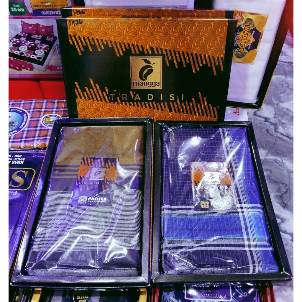 sarung cap mangga motif garis dan kotak