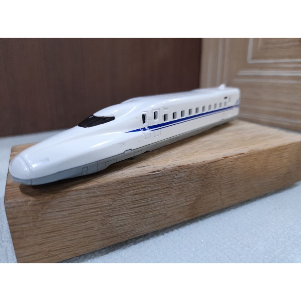 Tomica  Shinkansen Series N700 Train limited collection /truck/ heavyduty/sportcar/supercar/ unik ca