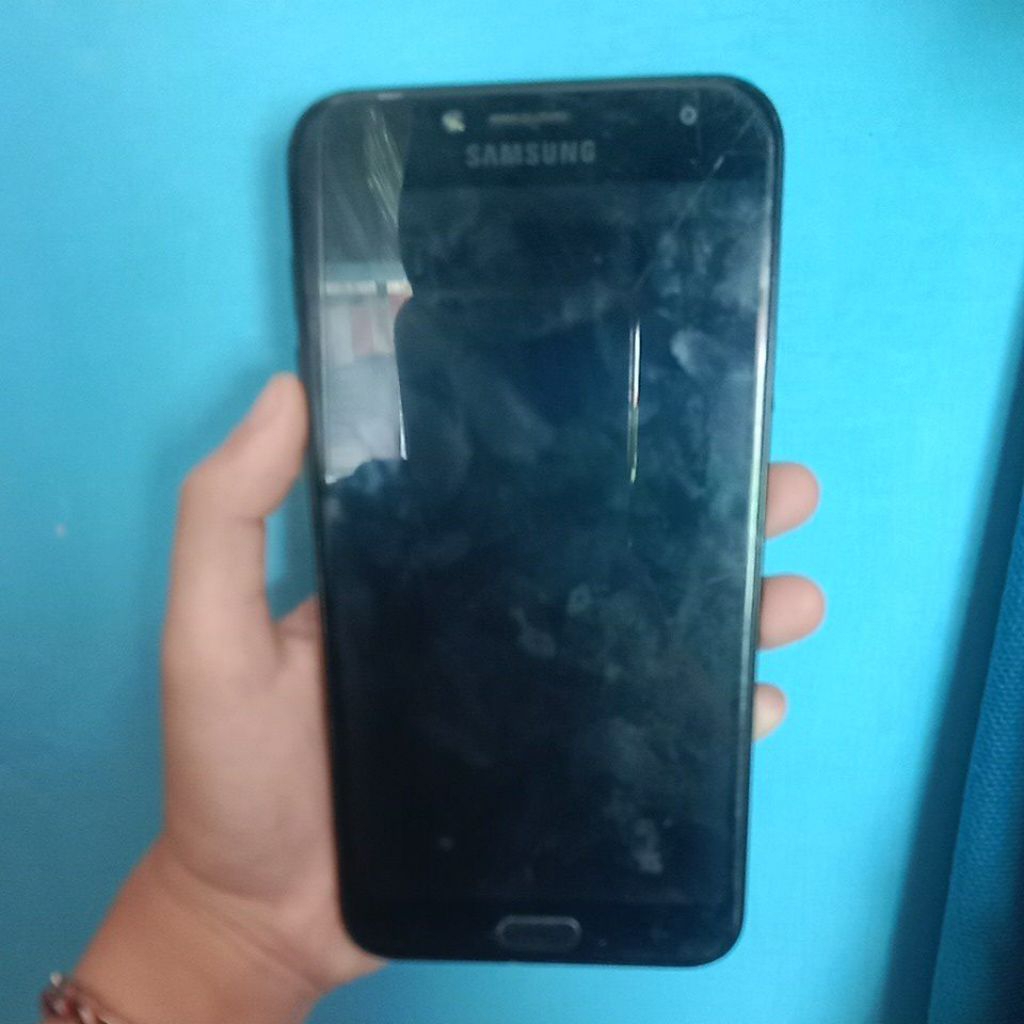 Samsung j4 minus lcd