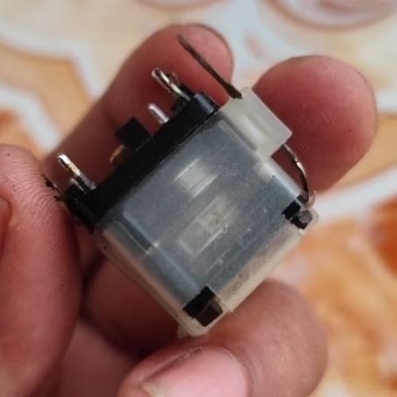 Variabel  Varco NOS Radio AM FM SW1-2 Cocok untuk Jumlah dan Posisi Kaki yang sama semua merek Radio