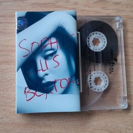 Kaset SHOPIE ELLIS-BEXTOR - Read My Lips, (Mulus kaku)