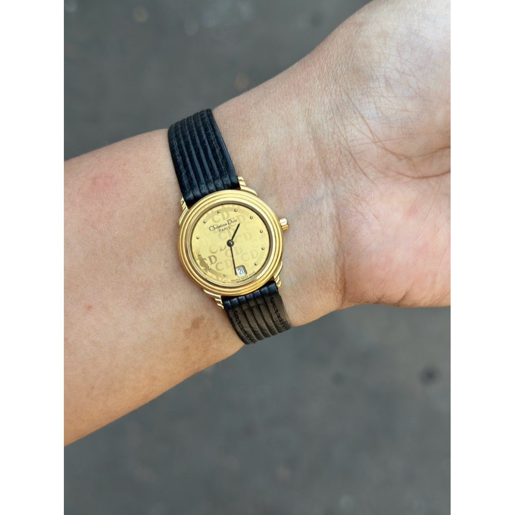 jam tangan Christian Dior cakep