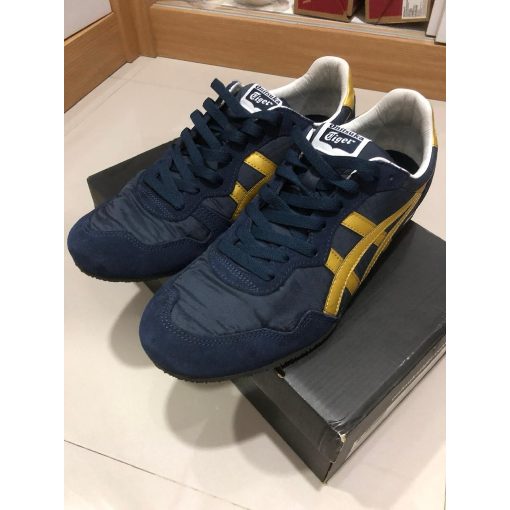 Preloved Onitsuka Tiger Serrano Size 44