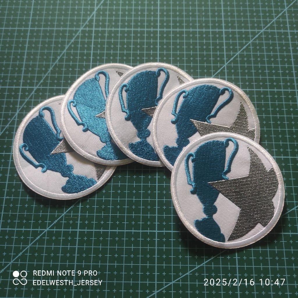 PATCH/BADGE/EMBLEM FINAL UEFA SUPER CUP 1998/99 IMPORT GRADE ORI