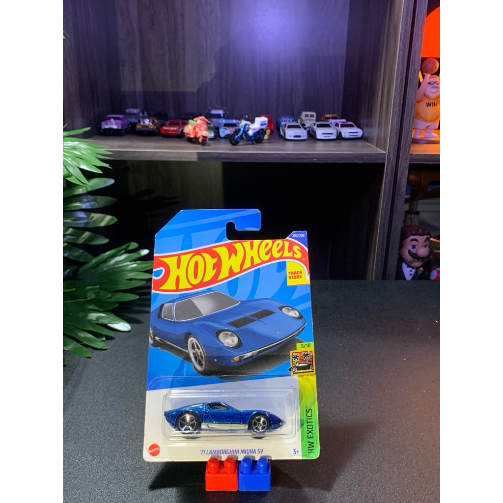 hot wheels lamborghini miura sv