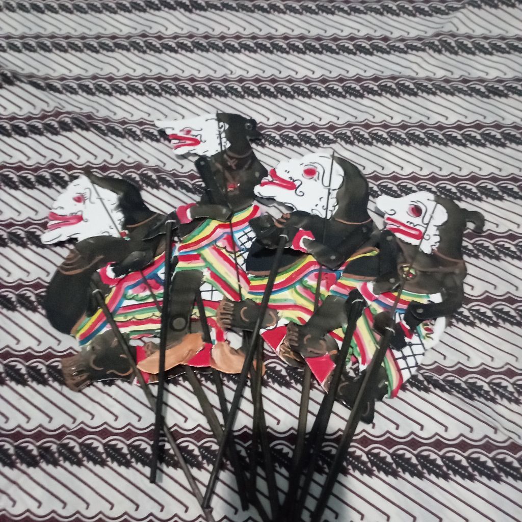 Punakawan/PUNOKAWAN Hitam SEPAKET murah,,wayang kulit kertas mainan edukasi ukuran standar pentas pe