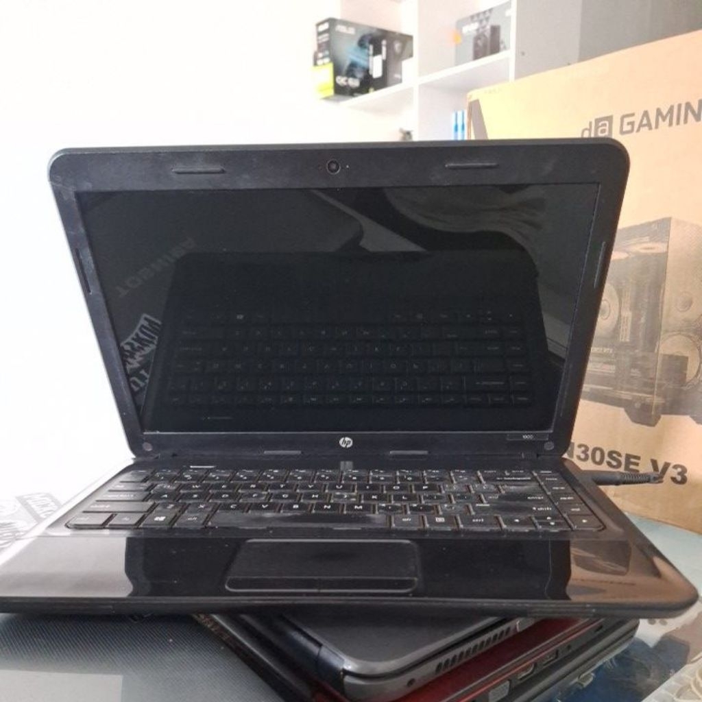 Laptop notebook Hp1000 AMD A4-3300MX ram 4gb hdd 500gb