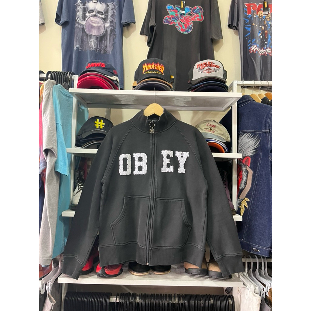 OBEY VARSITY