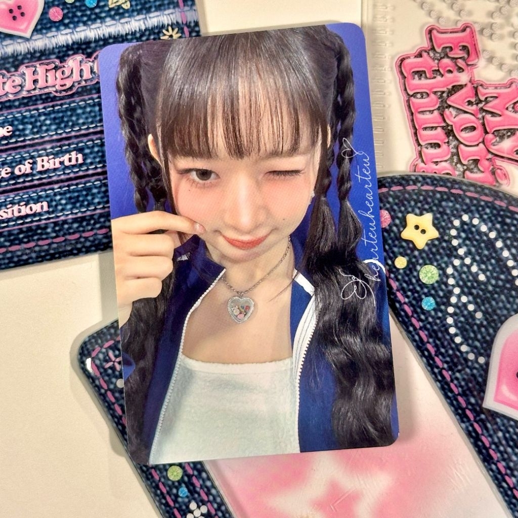 hearteuhearteu —[READY STOCK] [OFFICIAL] IVE Naoi Rei Photocard from IVE Scout Japan Concert VIP Sea