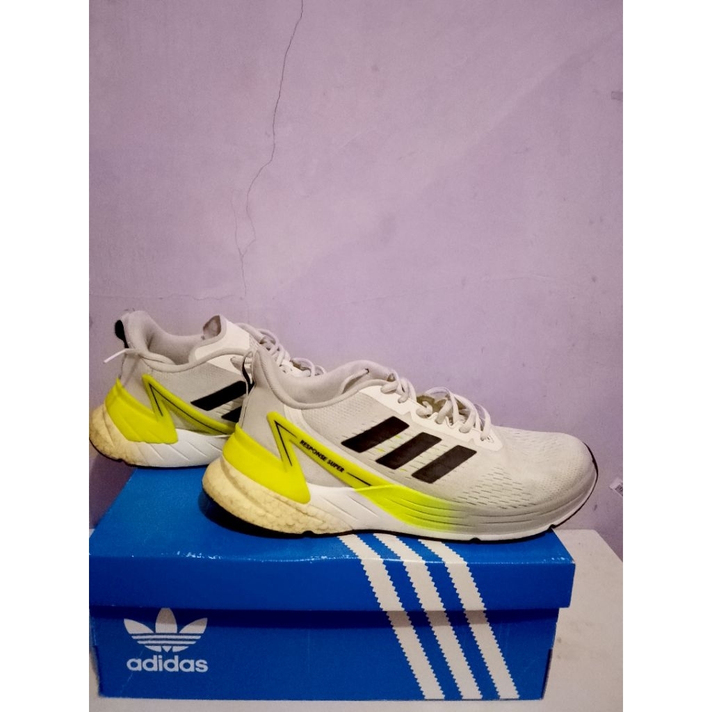 Adidas Response Super