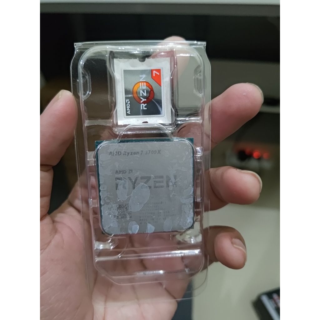 Ryzen 7 3700x