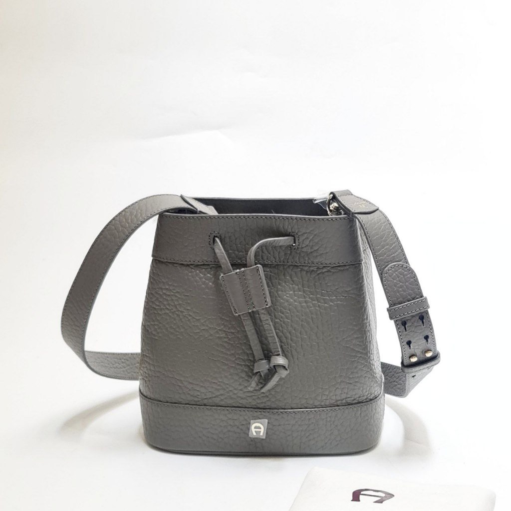 Aigner Bea Shoulder Small Bucket Bag