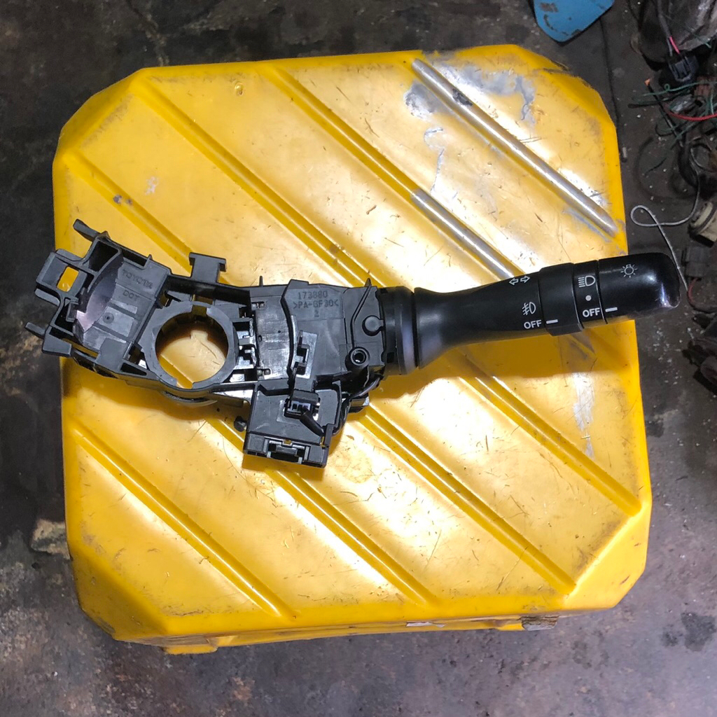 Saklar Switch Lampu Dimmer Foglamp Innova/Hilux Original