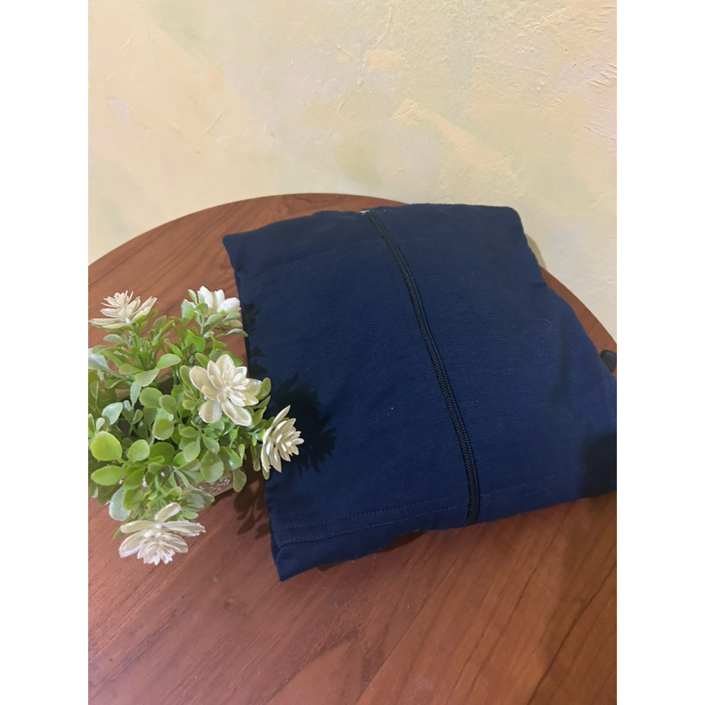 Preloved Jaket Elbina Hijab Warna Navy Panjang