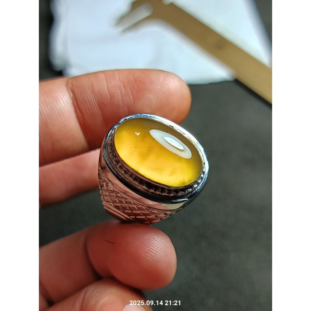 BATU KUNING JOS GARUT CIKOLAK