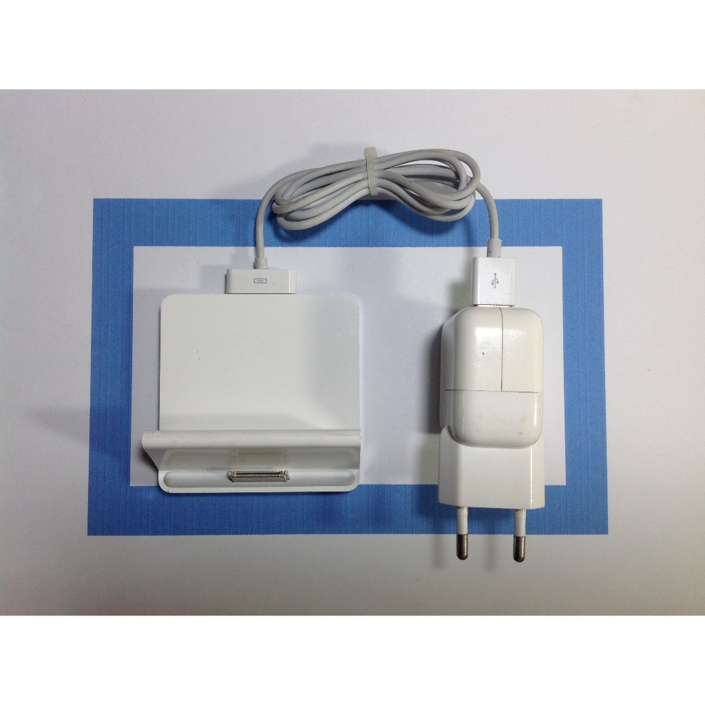 ipod classic acc - ipad & ipod dock w/ 30pin's port