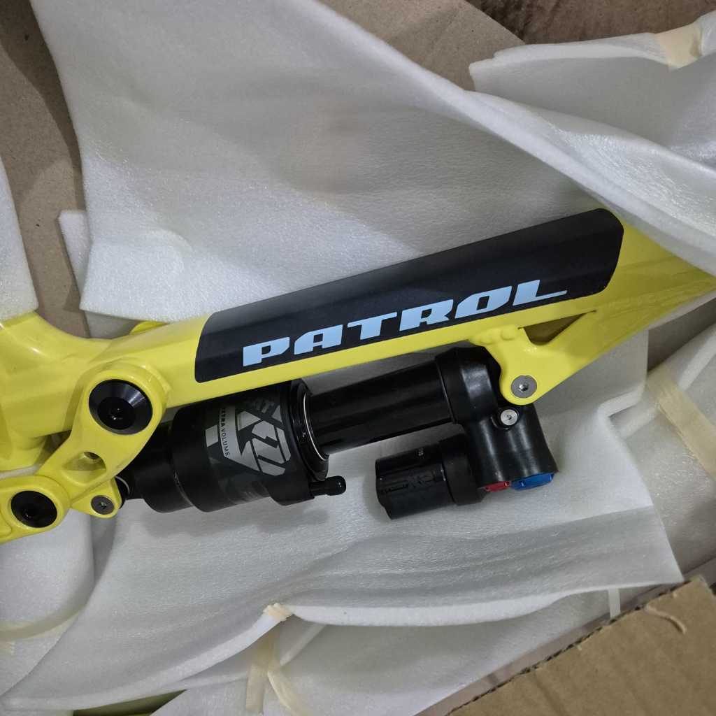 SALE - Sepeda MTB PATROL 691 EVO S-SPEC Enduro roda 29 yellow S BANYAK BONUS