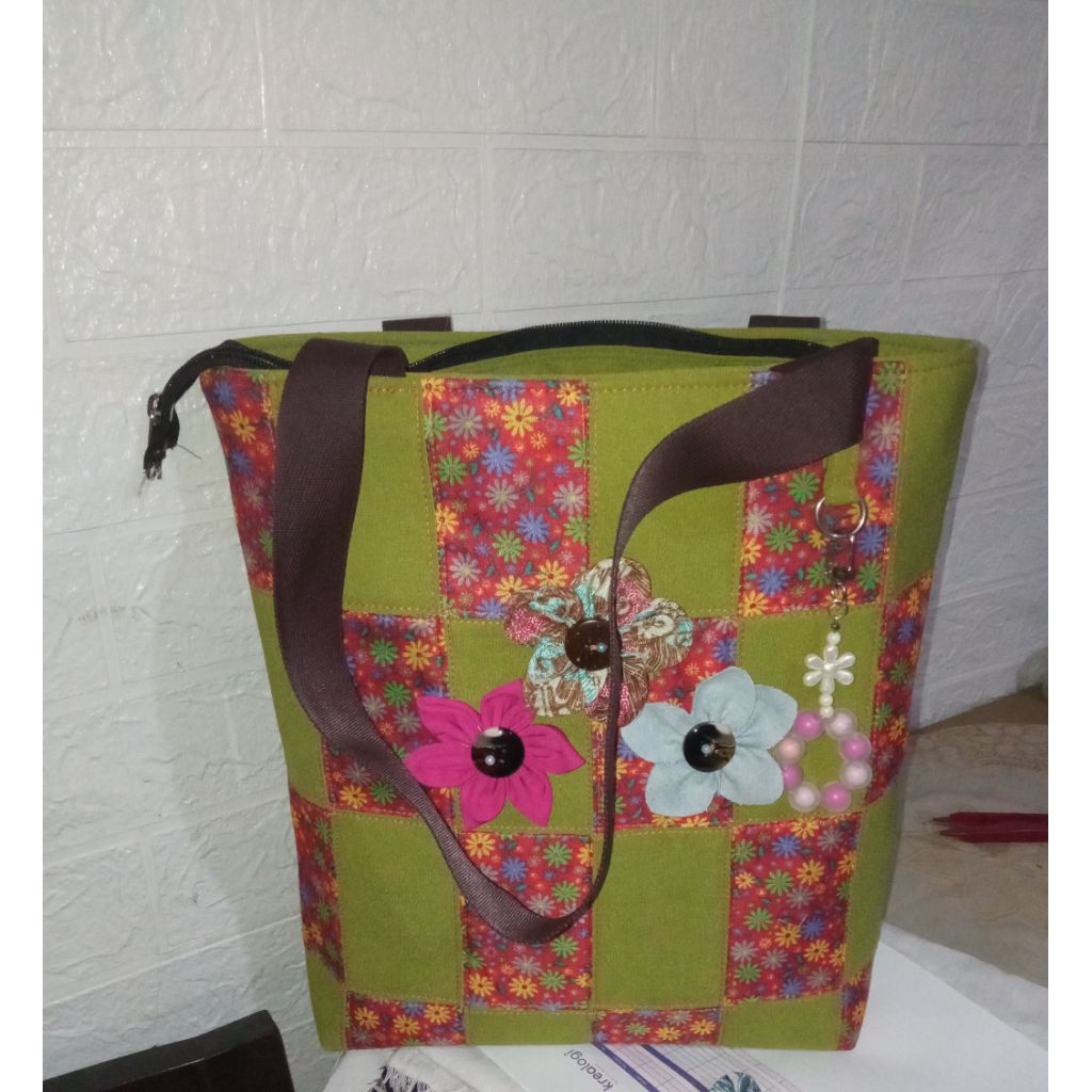 Tas cantik kain perca