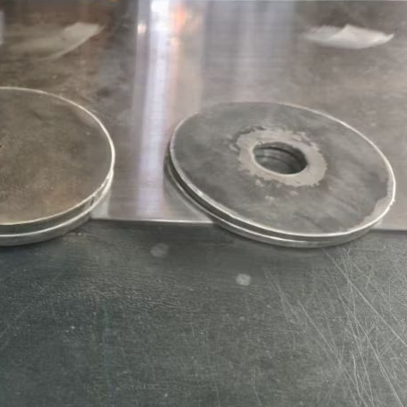 Plat besi OD 160mm x ID 32mm