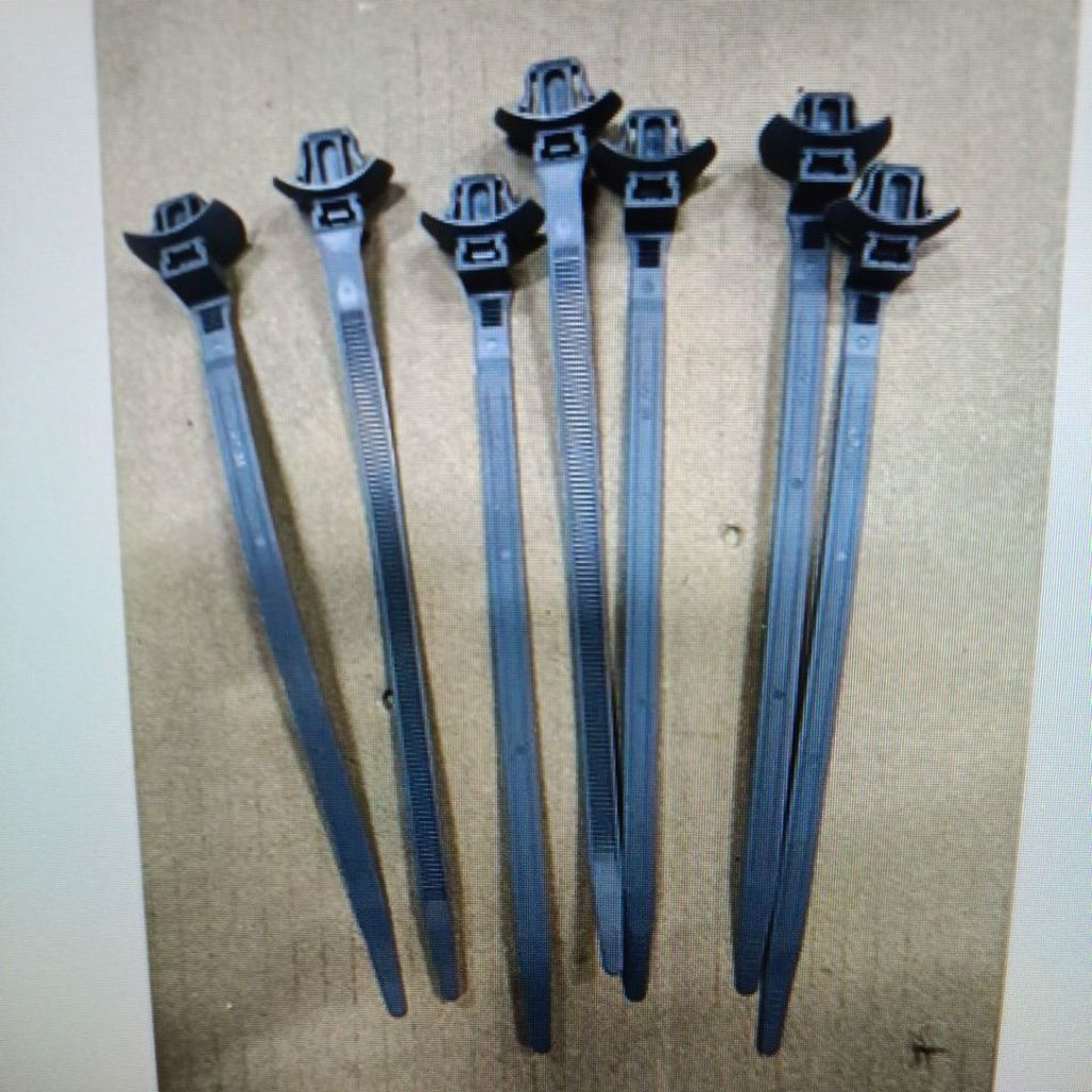 Pengikat kabel body motor mobil / kabel ties