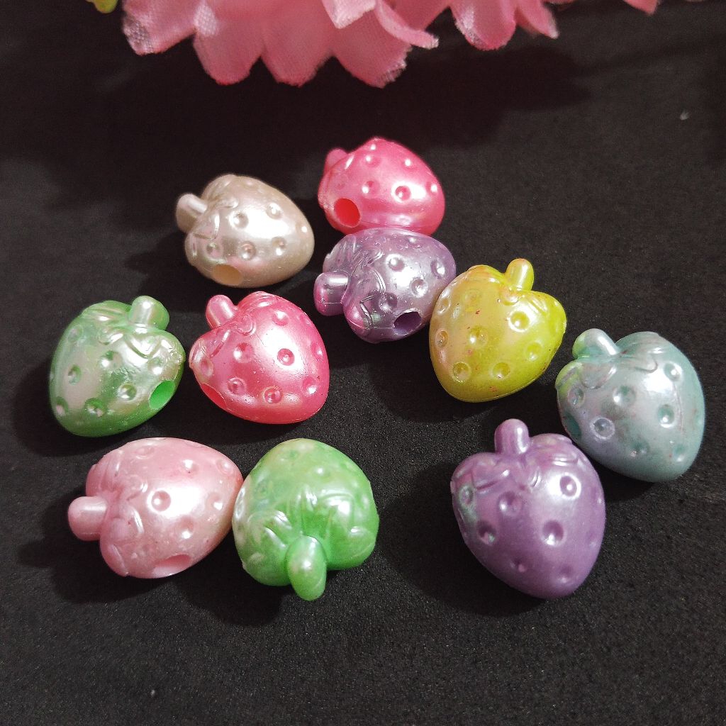 (Batam) Manik Strawberry Effect / Manik Stawberry kilap / Manik Unik / Manik Lucu / Manik Cantik