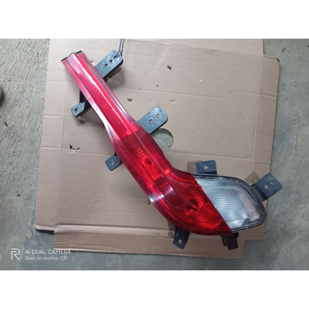 lampu bemper belakang Wuling almaz