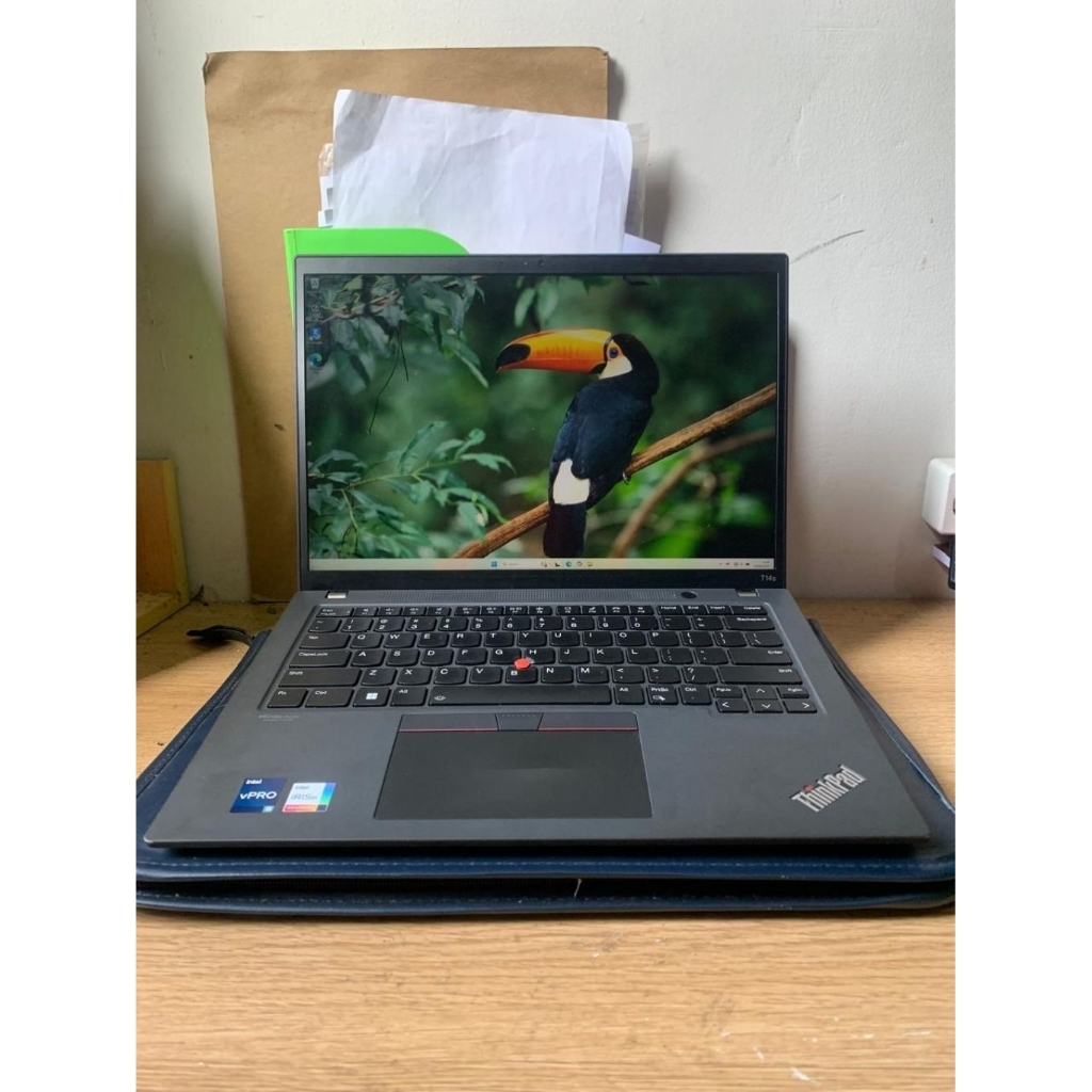 Laptop Lenovo Thinkpad T14s G3 (Gen 3) Intel VPro Core i5 12thGen 16/256GB No minus