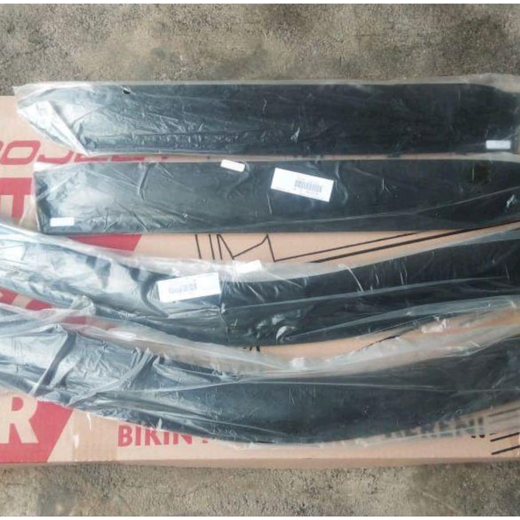 Talang air ford escape 2001-2002-2003