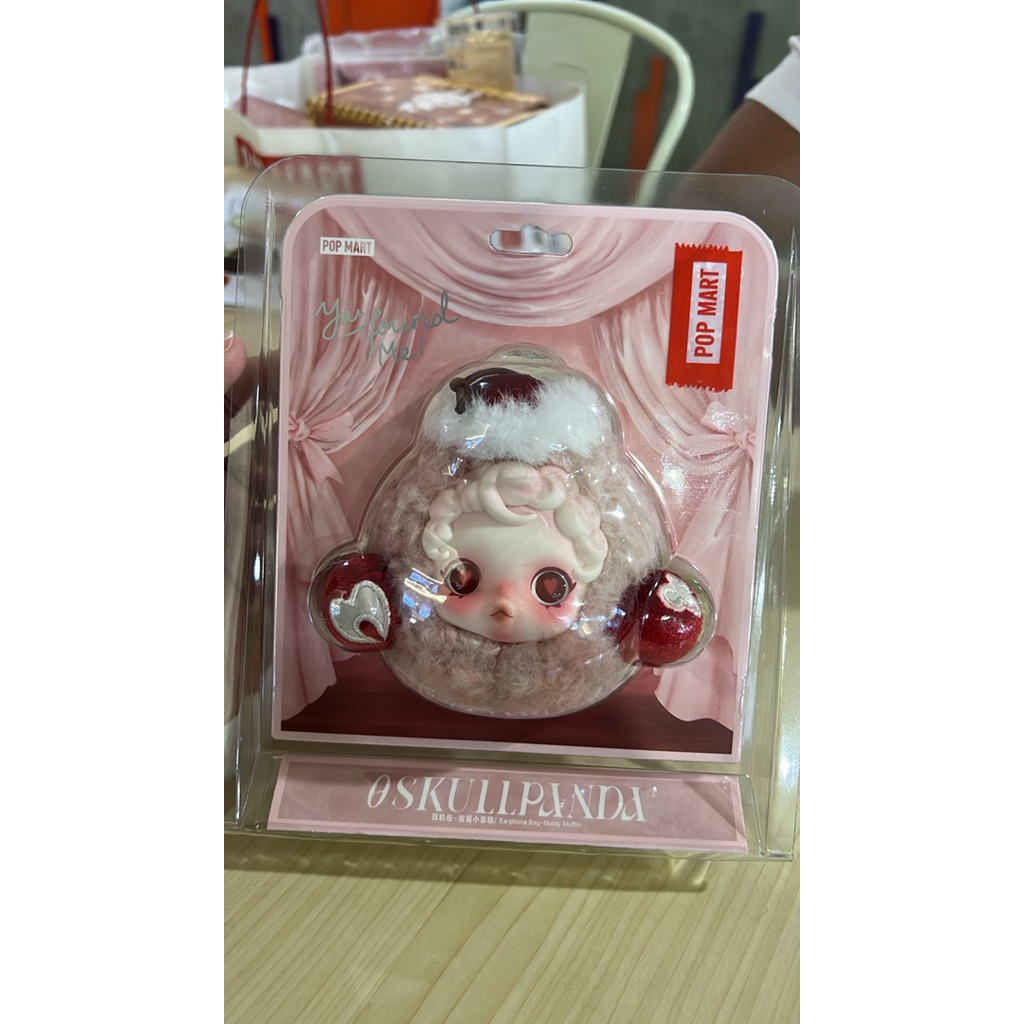 [SELECTED] POP MART SKULLPANDA You Found Me Series Earphone Bag Moldy Muffin