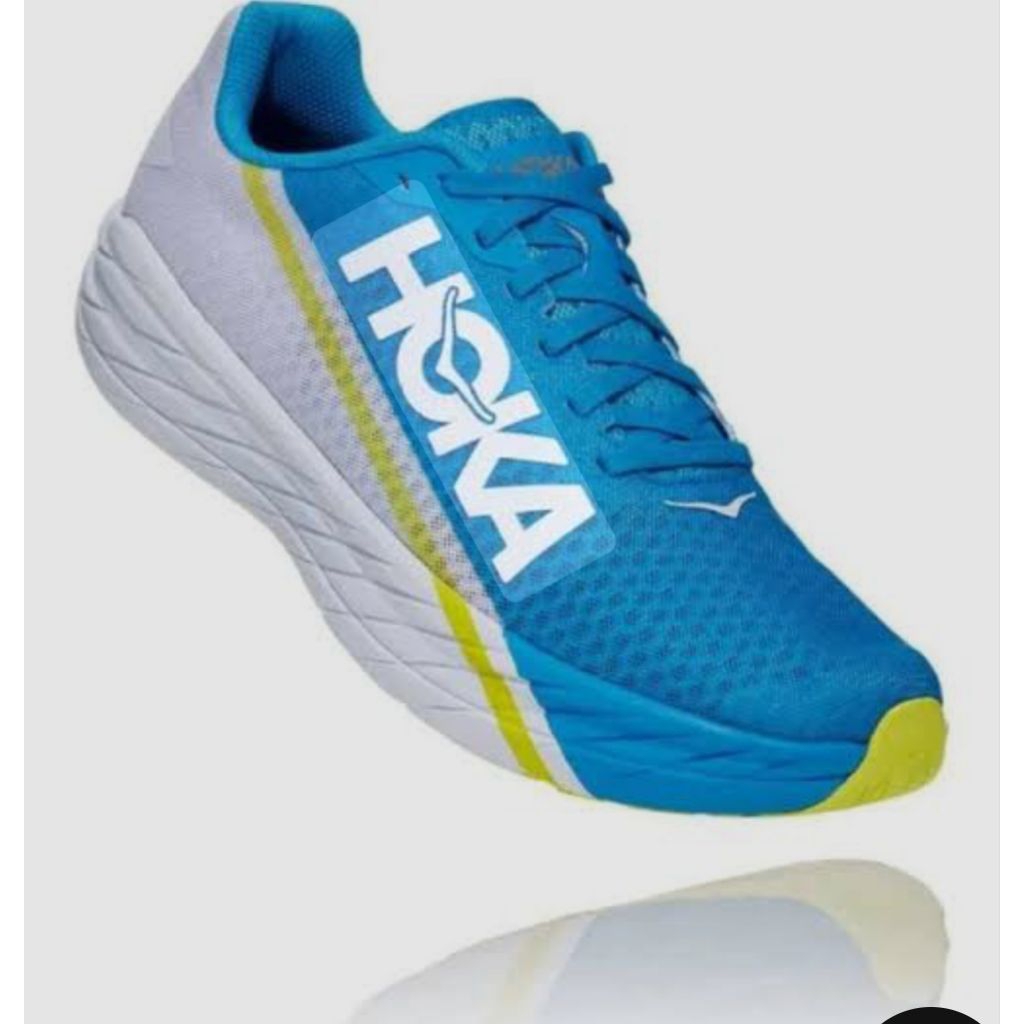 Sepatu Running HokaOne Road