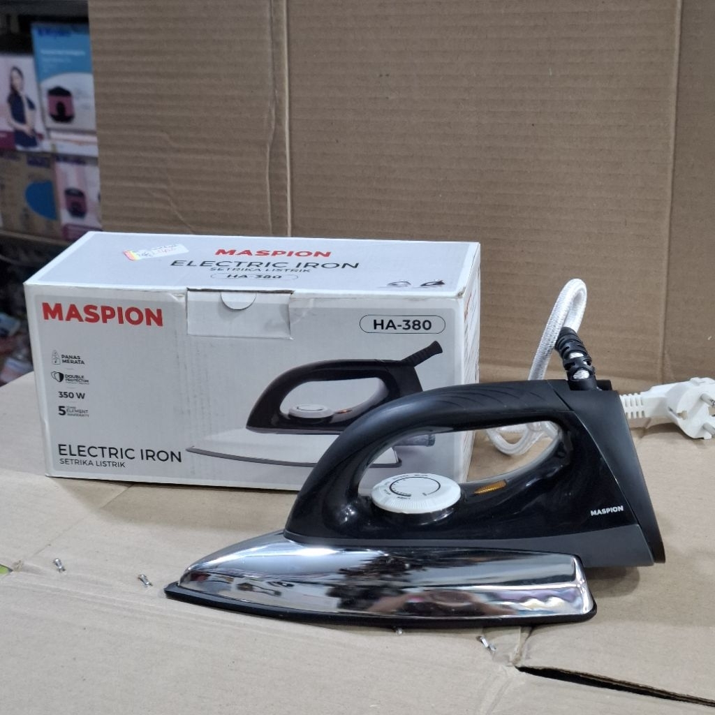 MASPION SETRIKA LISTRIK HA-380 DENGAN TAPAK LAPISAN KERAMIK ANTI LENGKET WARNA UNGU DAN HITAM 350W s