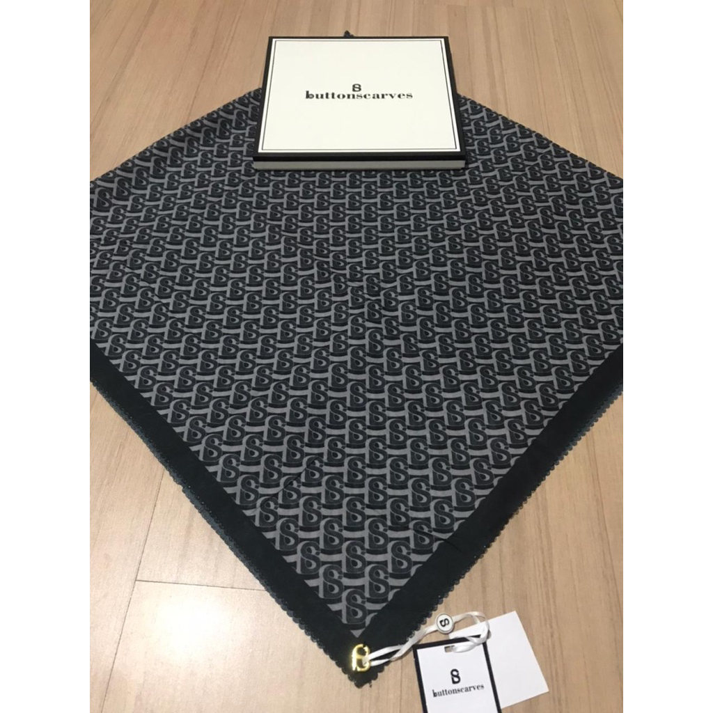 As is Buttonscarves warehouse SALE