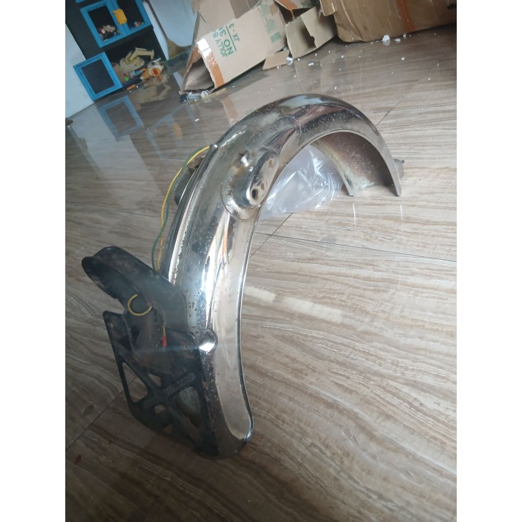 spakbor cb 100 jerman