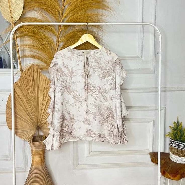 mila blouse kekinian|ceruty baby doll|blouse wanita|blouse rempel|blouse atasan wanita|blouse putih