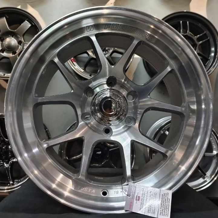 Velg Mobil Ring 18 Venom Yusta Silver PCD 6x139,7 untuk Pajero, Fortuner, Hilux