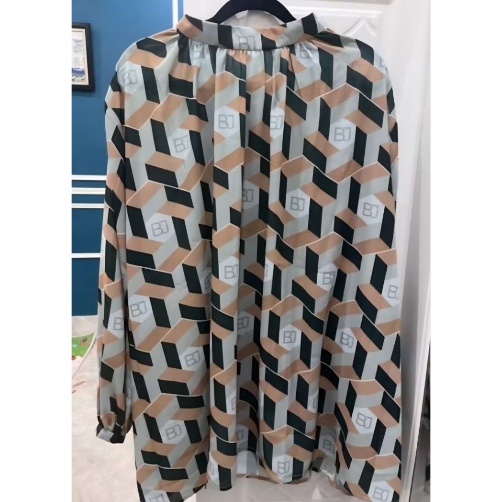 benang jarum x shopee imara monogram blouse size M
