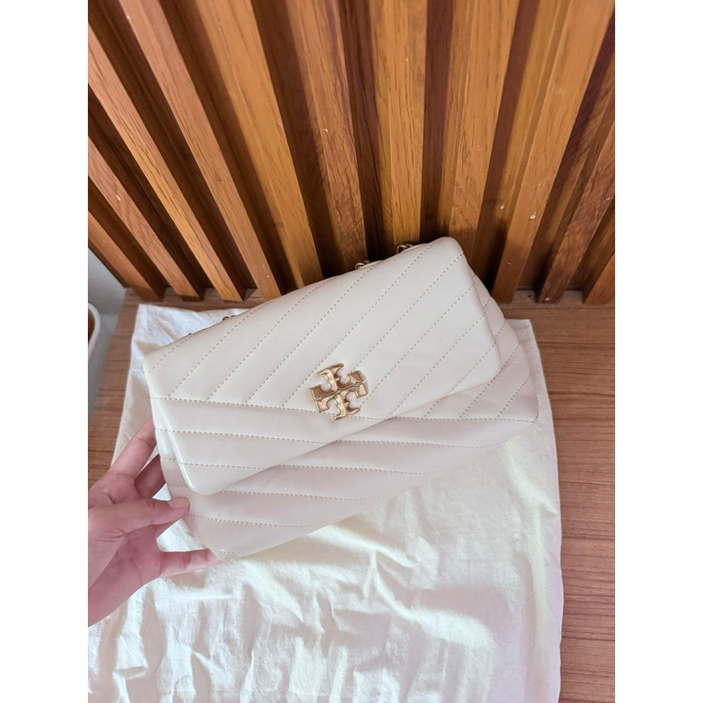 Preloved Tory Burch Kira Chevron authentic