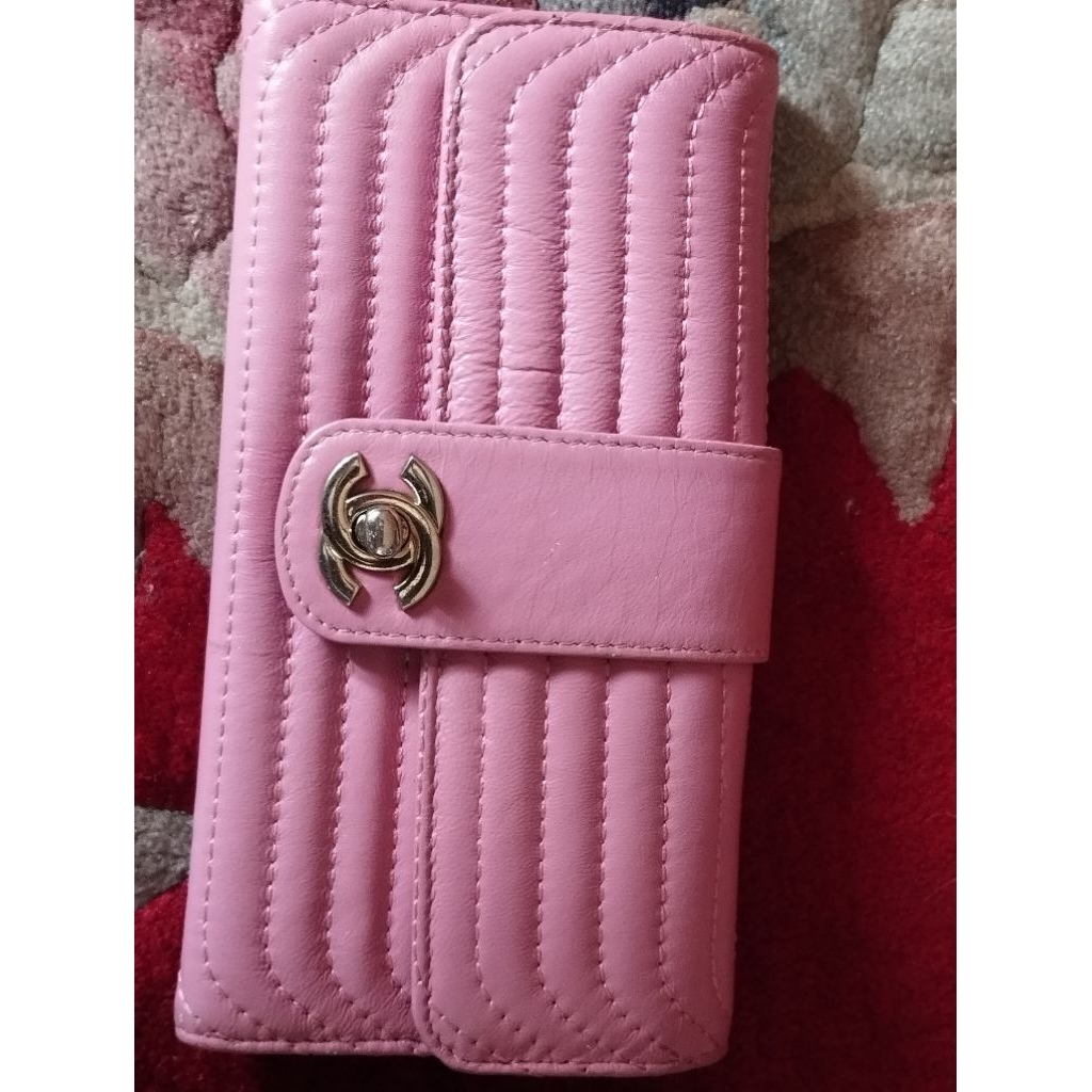 Preloved Chanel Wallet Leather