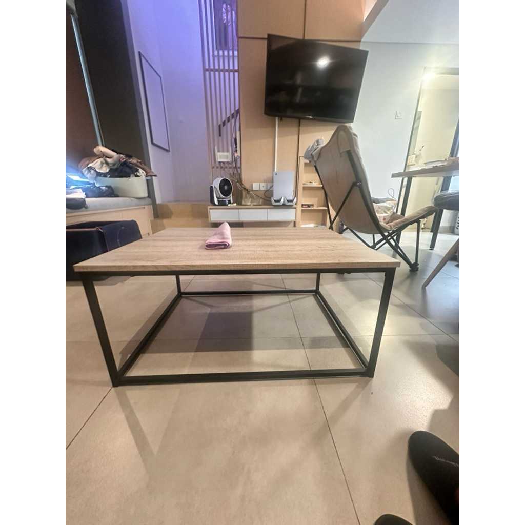 Meja Ruang Tamu - Informa